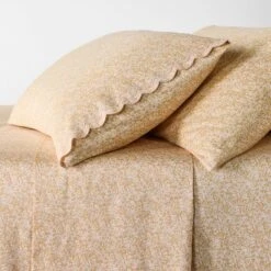 300 Thread Count Scalloped Edge Ditsy Floral Sheet Set Peach/Pink - Threshold™ Designed With Studio McGee 9 300 Thread Count Scalloped Edge Ditsy Floral Sheet Set Peach/Pink - Threshold™ Designed With Studio McGee -Threshold GUEST aad13b6a 8fcd 43ce 8a93 dcb5ca132194