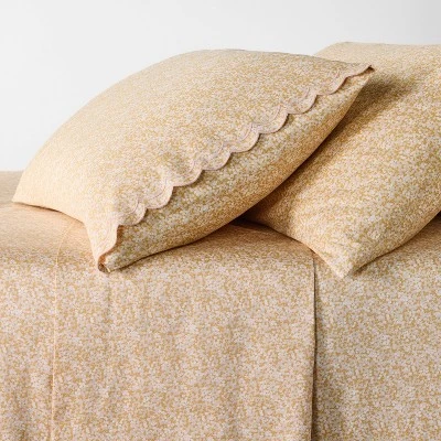 300 Thread Count Scalloped Edge Ditsy Floral Sheet Set Peach/Pink - Threshold™ Designed With Studio McGee 6 300 Thread Count Scalloped Edge Ditsy Floral Sheet Set Peach/Pink - Threshold™ Designed With Studio McGee - Image 4